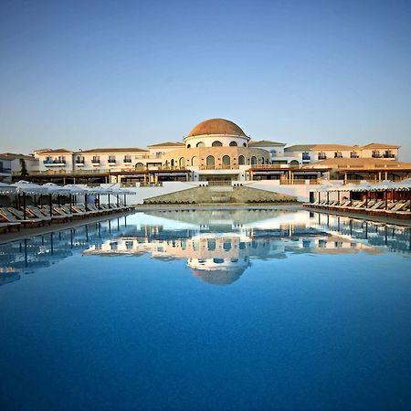 Mitsis Selection Laguna Hersonissos  Esterno foto The resort at the end of the day