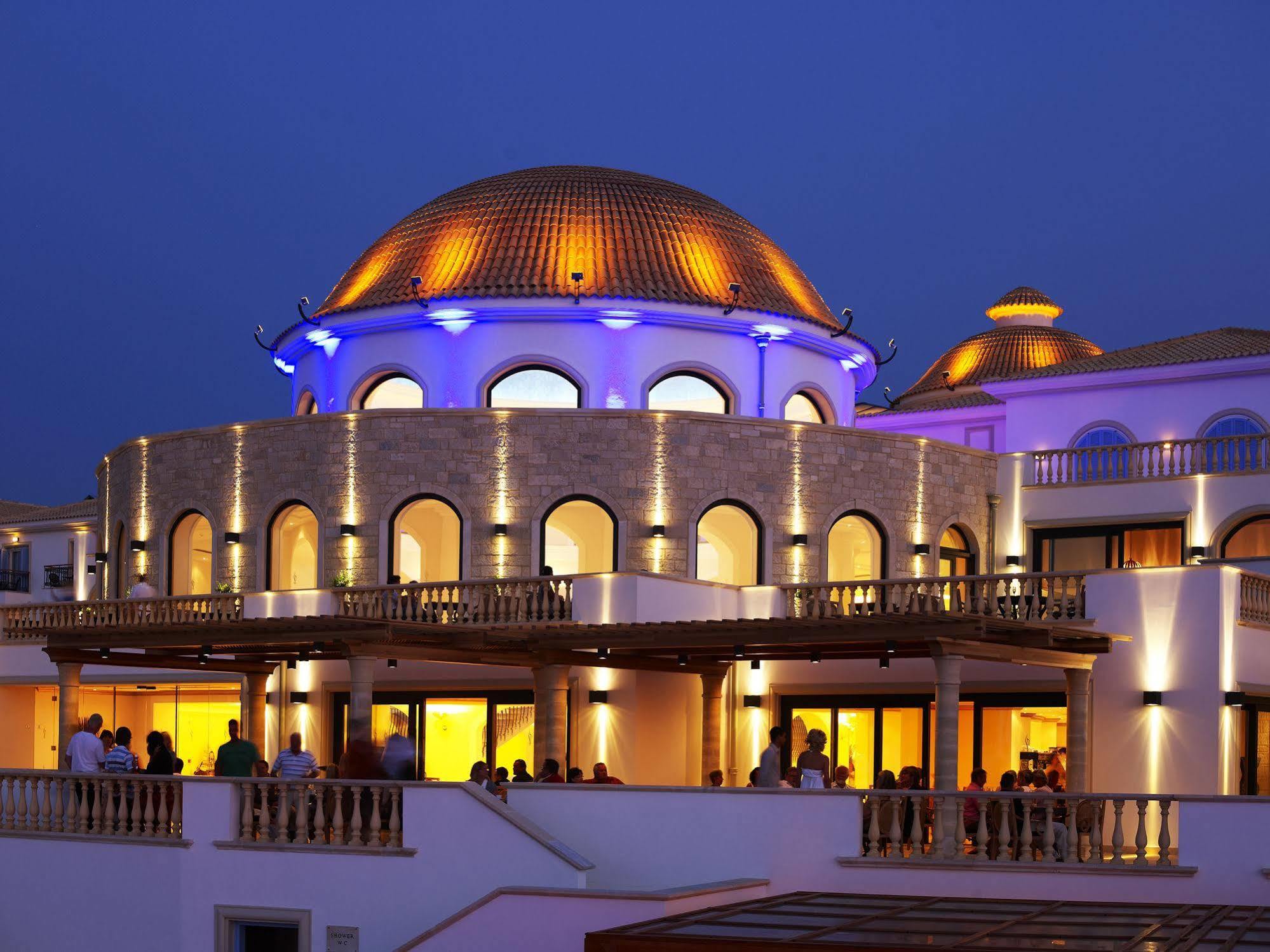 Mitsis Selection Laguna Hersonissos  Esterno foto The Royal Mirage Hotel